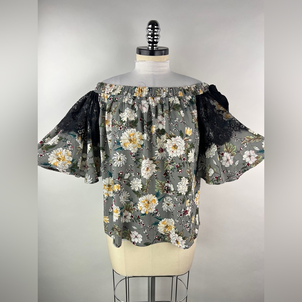 💚 3359. Floral Shoulder Loose Fit Blouse